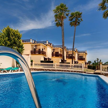 Apartamentos Villafaro Conil Conil De La Frontera Exterior photo