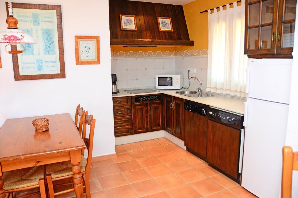 Apartamentos Villafaro Conil Conil De La Frontera Exterior photo