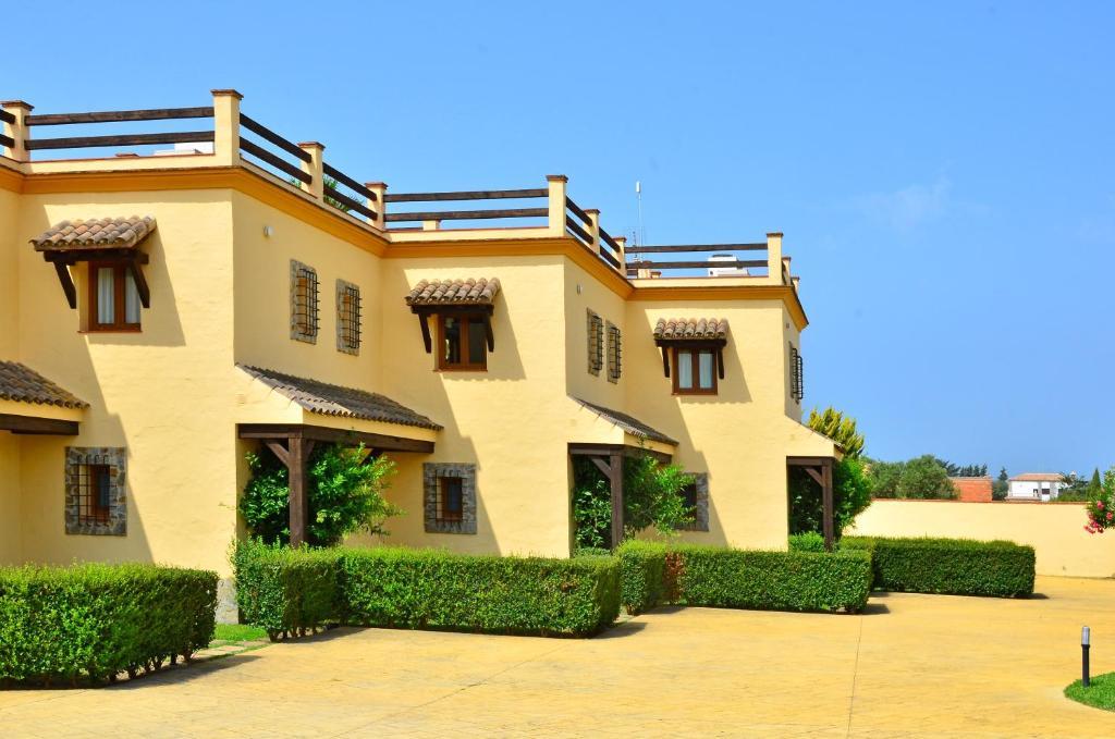 Apartamentos Villafaro Conil Conil De La Frontera Exterior photo