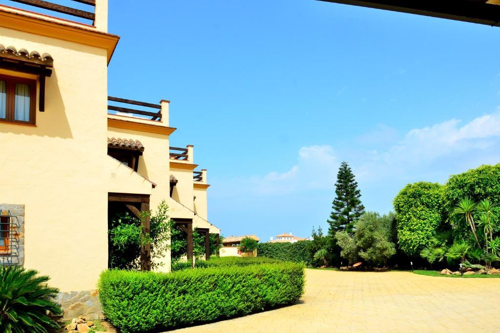 Apartamentos Villafaro Conil Conil De La Frontera Exterior photo